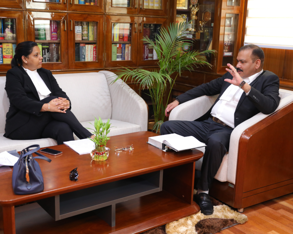 High Court Lawyer in Noida – Dubey & Associates Law Firm